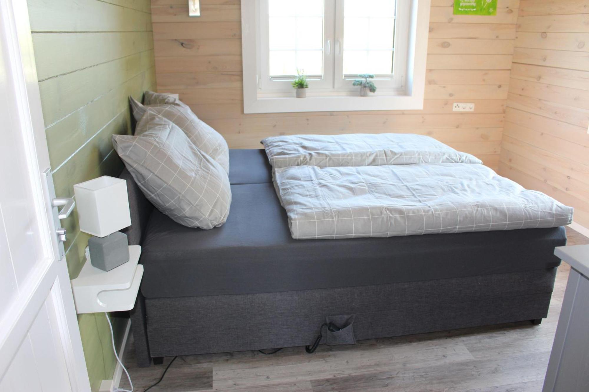 Idyllisches-Blockbohlenhaus-Mit-Eigenem-Garten-Und-Sauna-Zum-Wohlfuehlen Martensrade 外观 照片